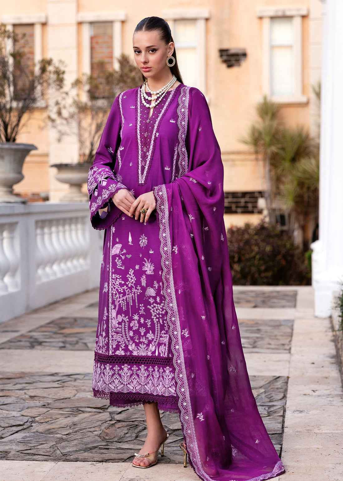 Kanwal Malik | Siena Pret | Cyra