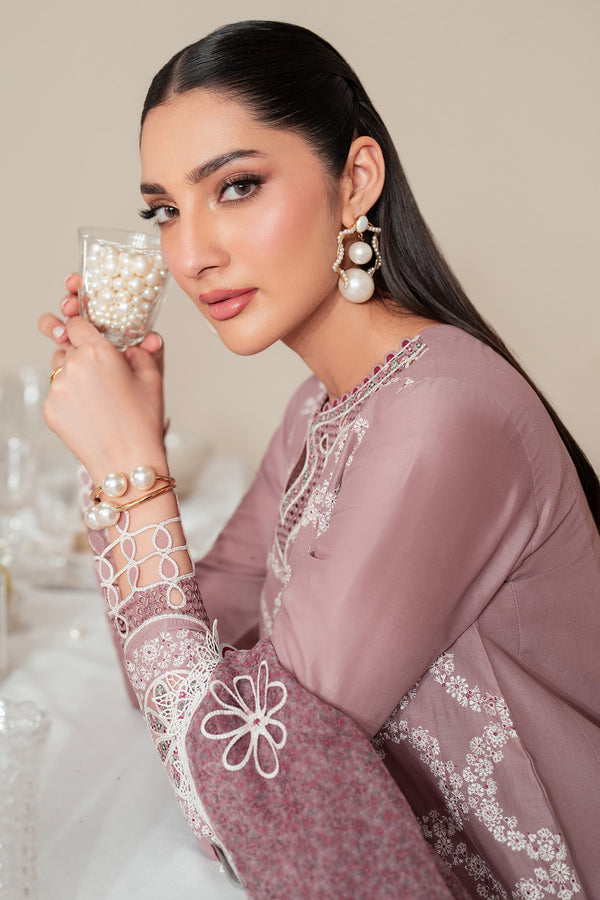 Jazmin | Iris Luxury Lawn 25 | IL'25-D10