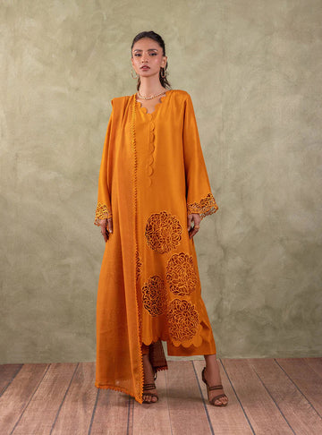 Zainab Chottani | Eid Edit 24 | Burning Amber - House of Zarish