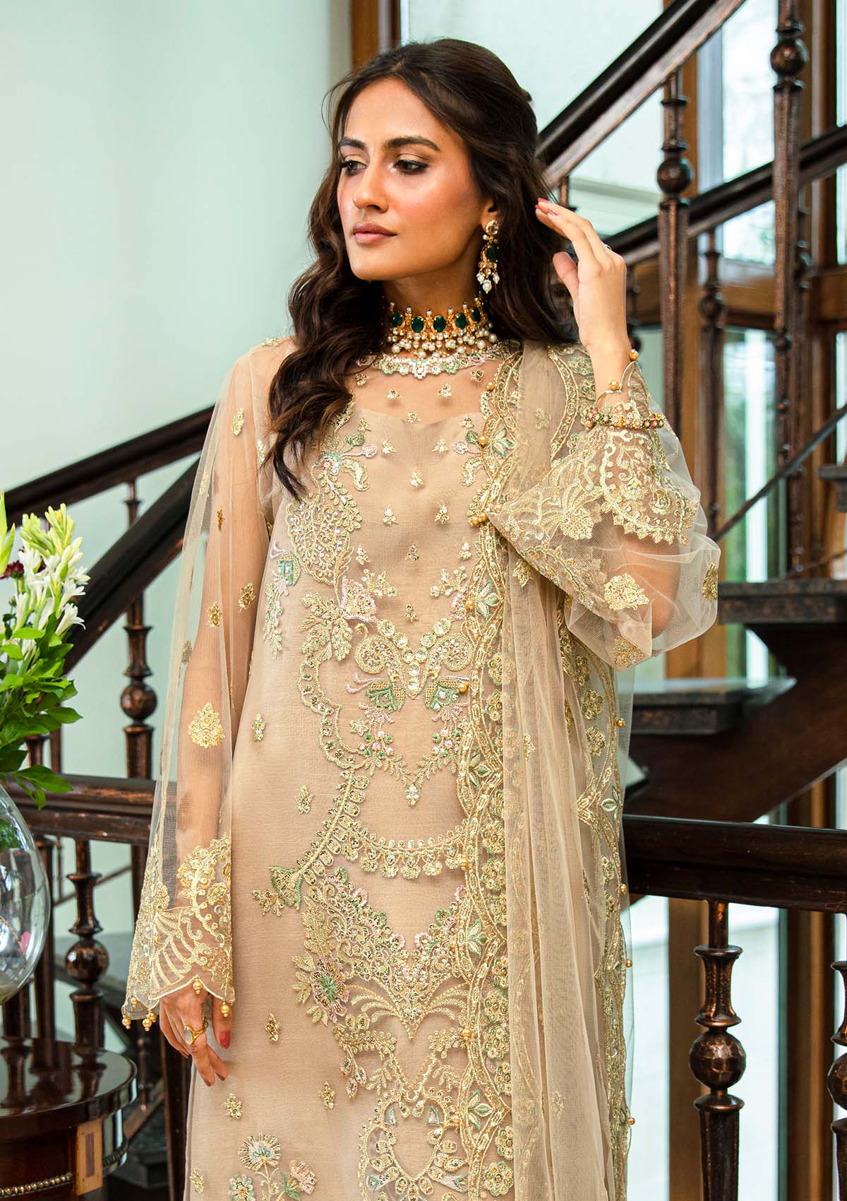 AIK-GLOSSIER - LOOK 02 - Riwayat-e-khas