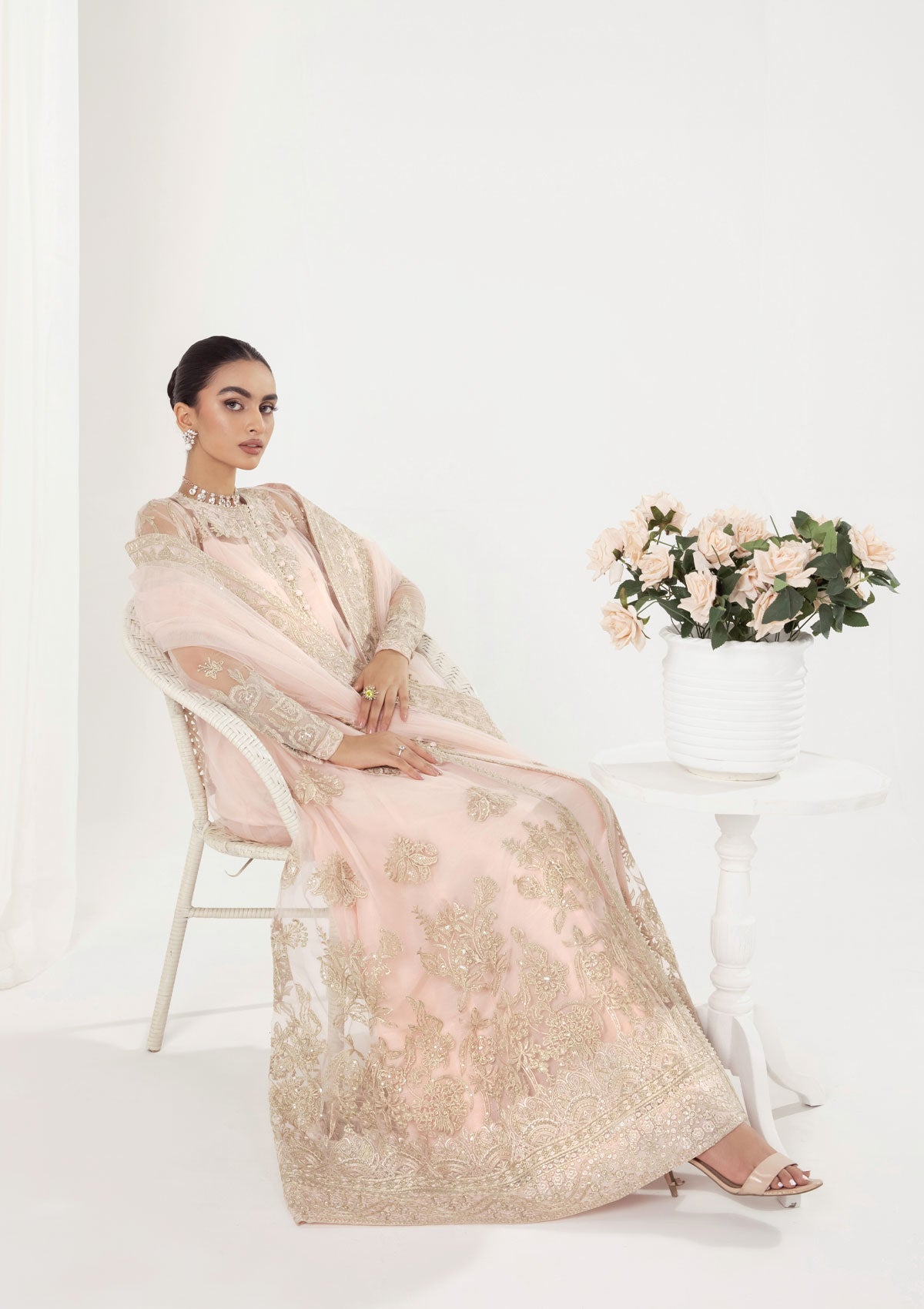 AIK-UNSTITCHED '22 VOL. 1 - LOOK 01 - Riwayat-e-khas