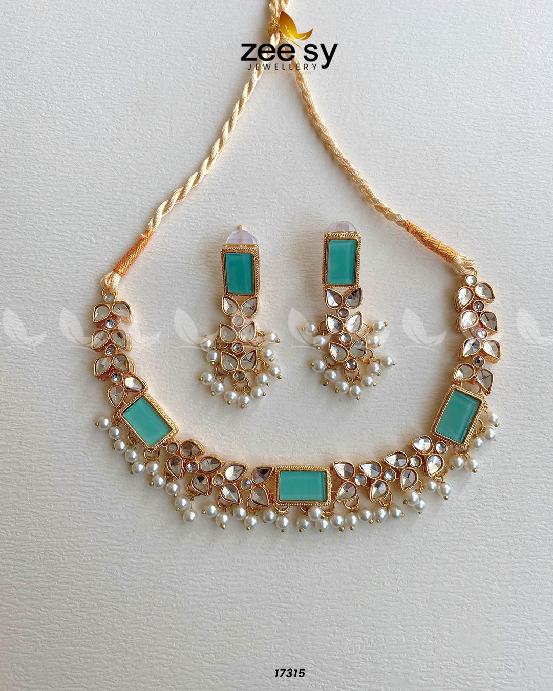 Stunning Necklace - House Of Zarish