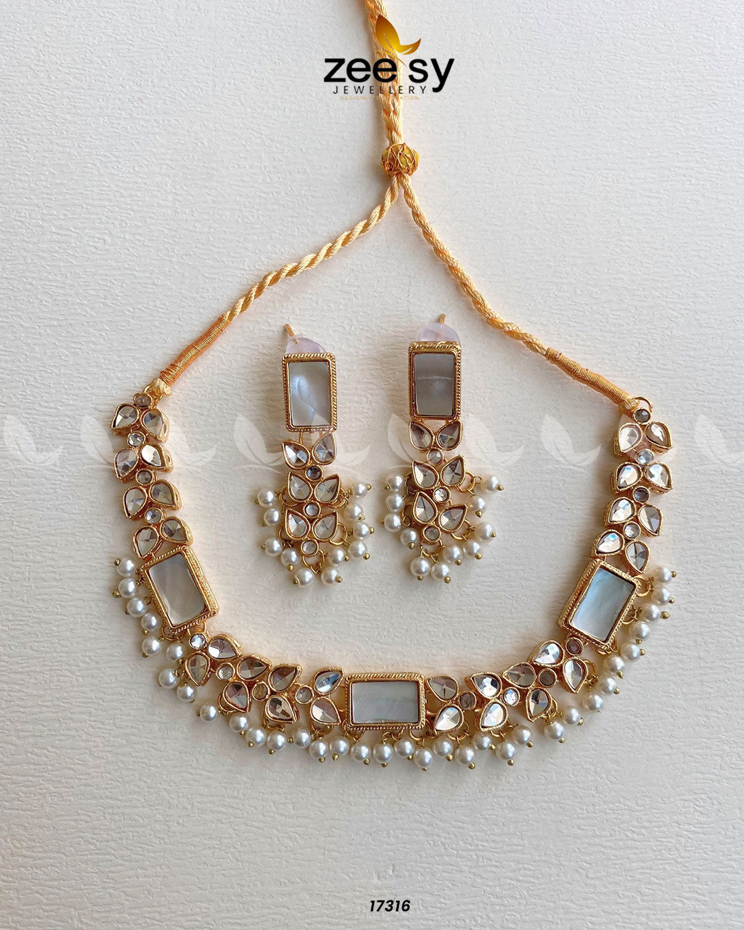 Stunning Necklace - House Of Zarish