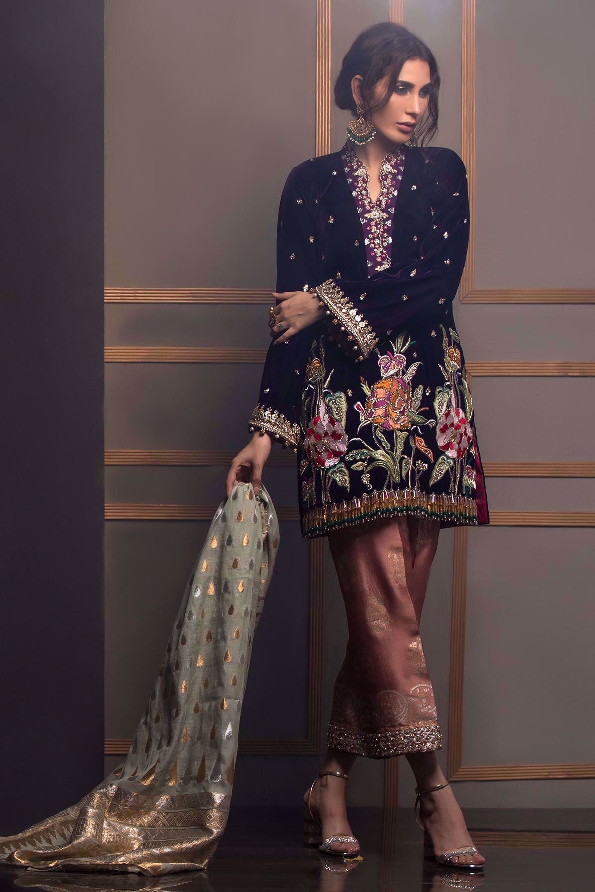 Annus Abrar | Semi Formals | VIOLET BRUME