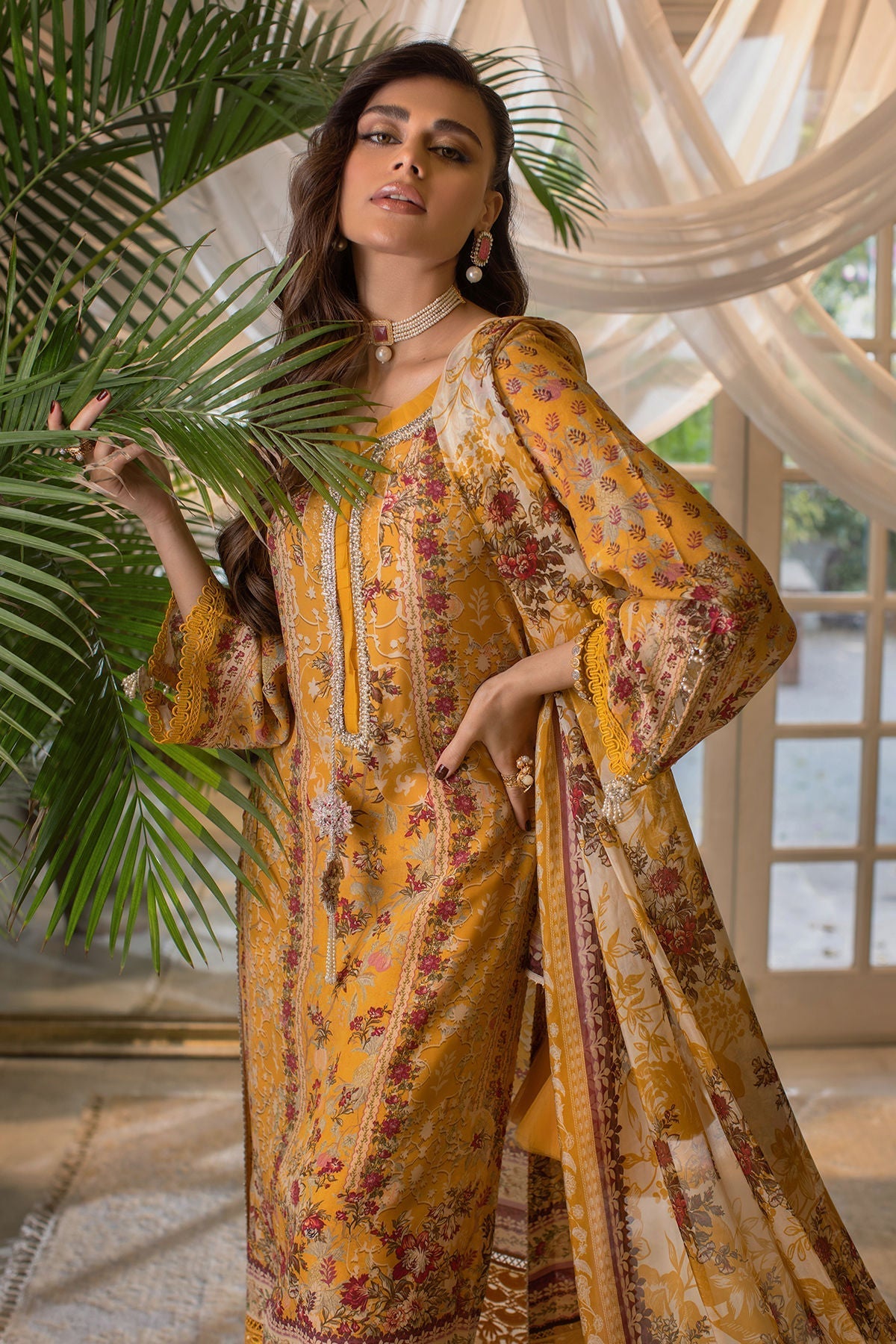 Annus Abrar | Luxe Silk Pret | MILENA