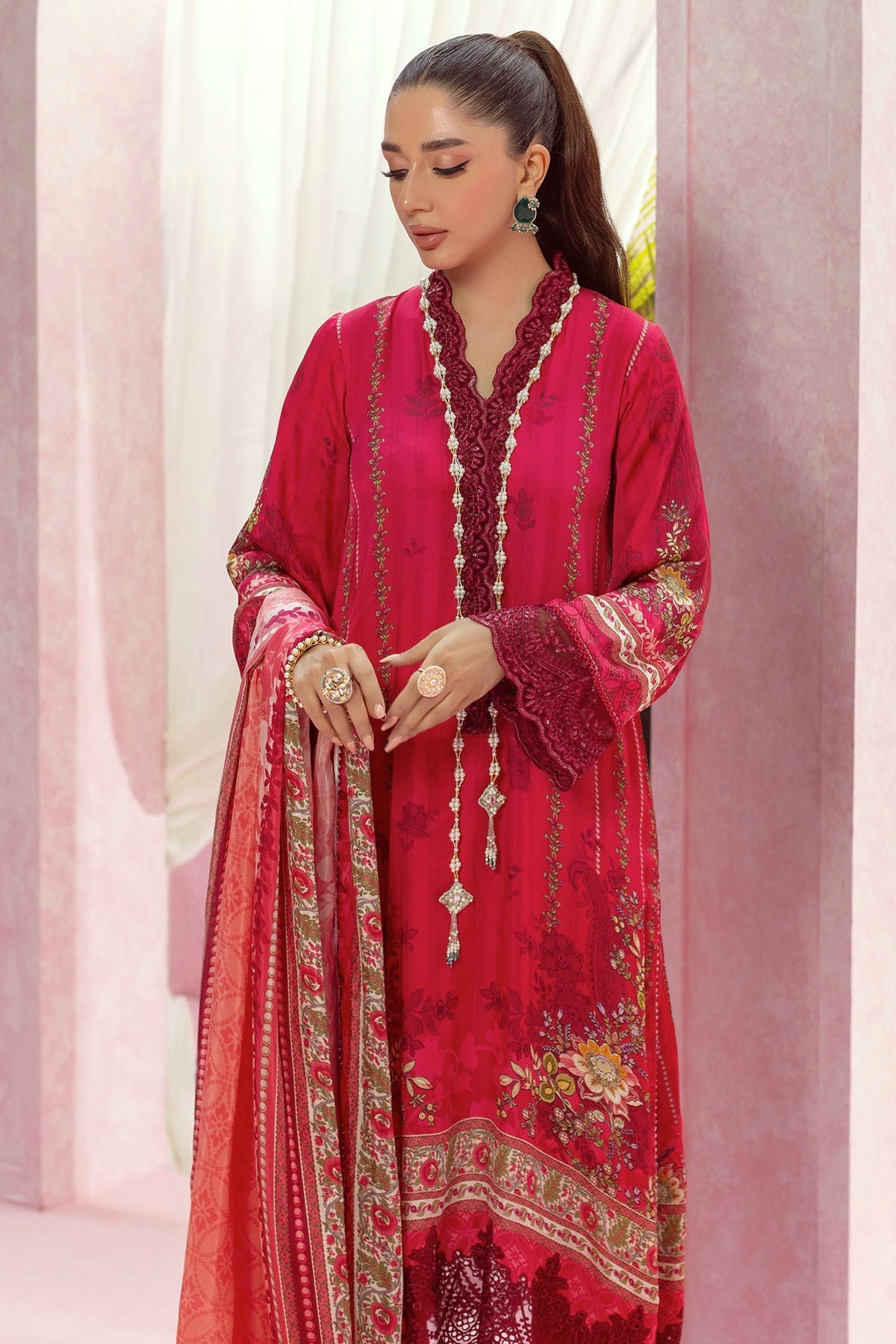 Annus Abrar | Luxe Silk Pret | HELENE