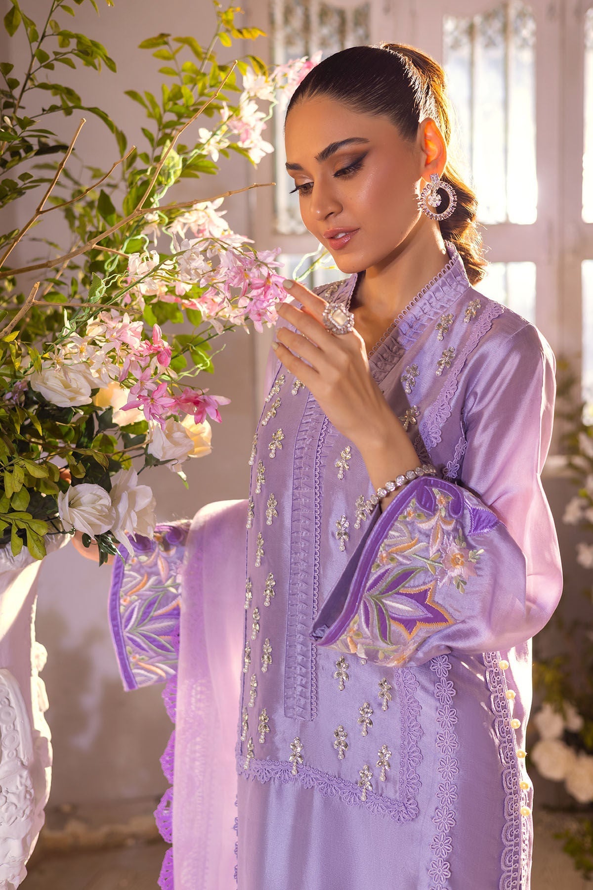 Annus Abrar | Designer Picks 24 | MAMIA LILAC - SHIRT AND PANTS