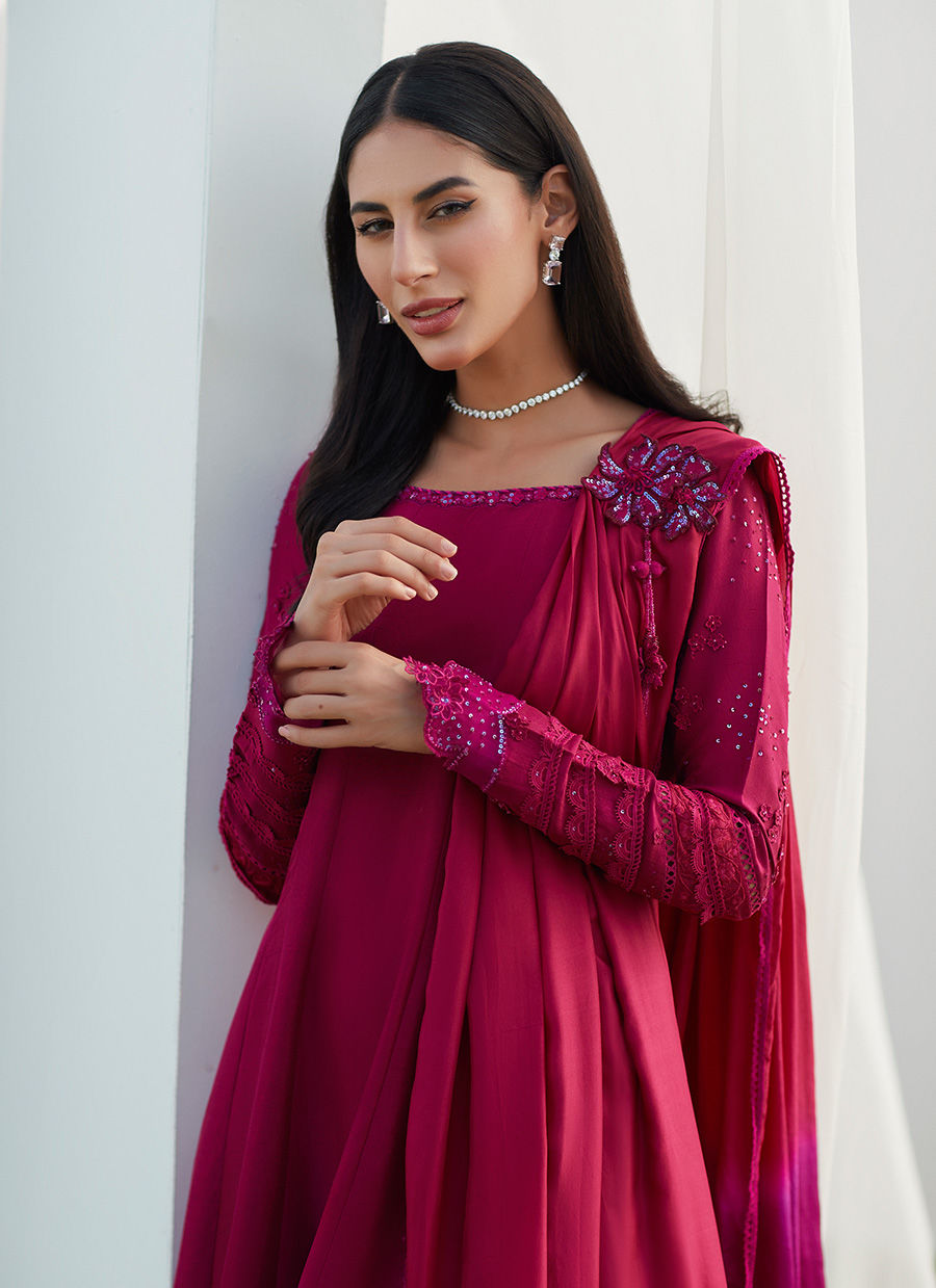 Farah Talib Aziz | Designer Picks 24 | VIV MAGENTA KALIDAAR WITH DRAPED DUPATTA