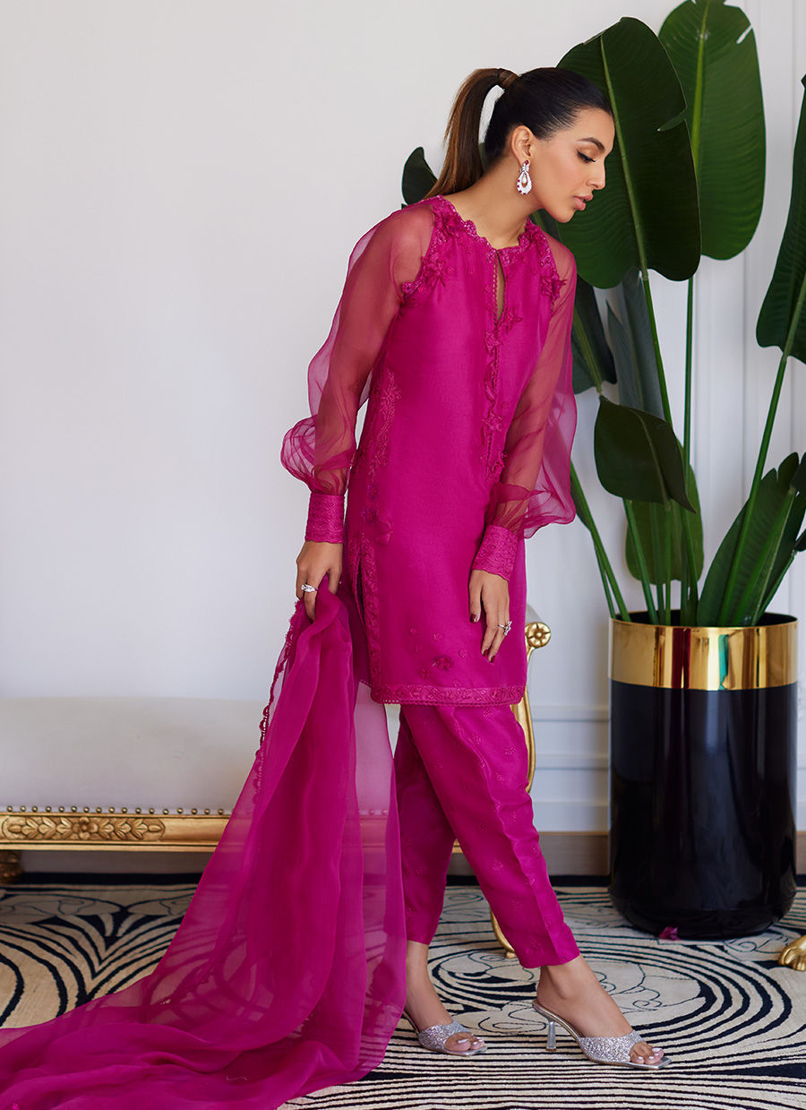 Farah Talib Aziz | Luna Eid Collection 24 | ELIO HOT PINK