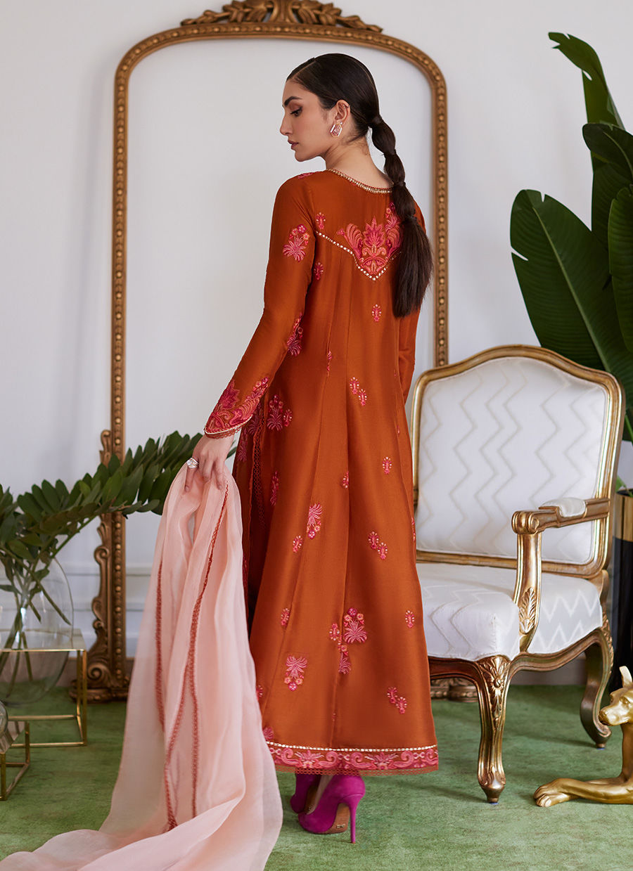 Farah Talib Aziz | Luna Eid Collection 24 | SENEERA - House Of Anaya