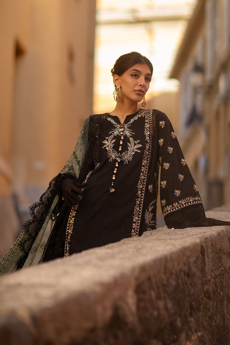 Ansab Jahangir | Zoha Luxury Lawn 25 | Black Lady
