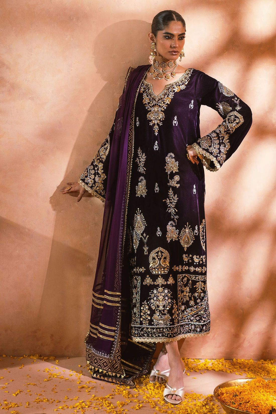 Annus Abrar | Mirha Winter Velour | Zolia (Shirt and Pants)