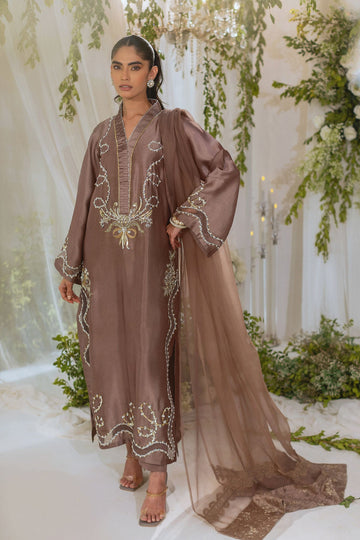 Annus Abrar | Lumi Eid Edit | Amalina Taupe (Shirt and Pants)