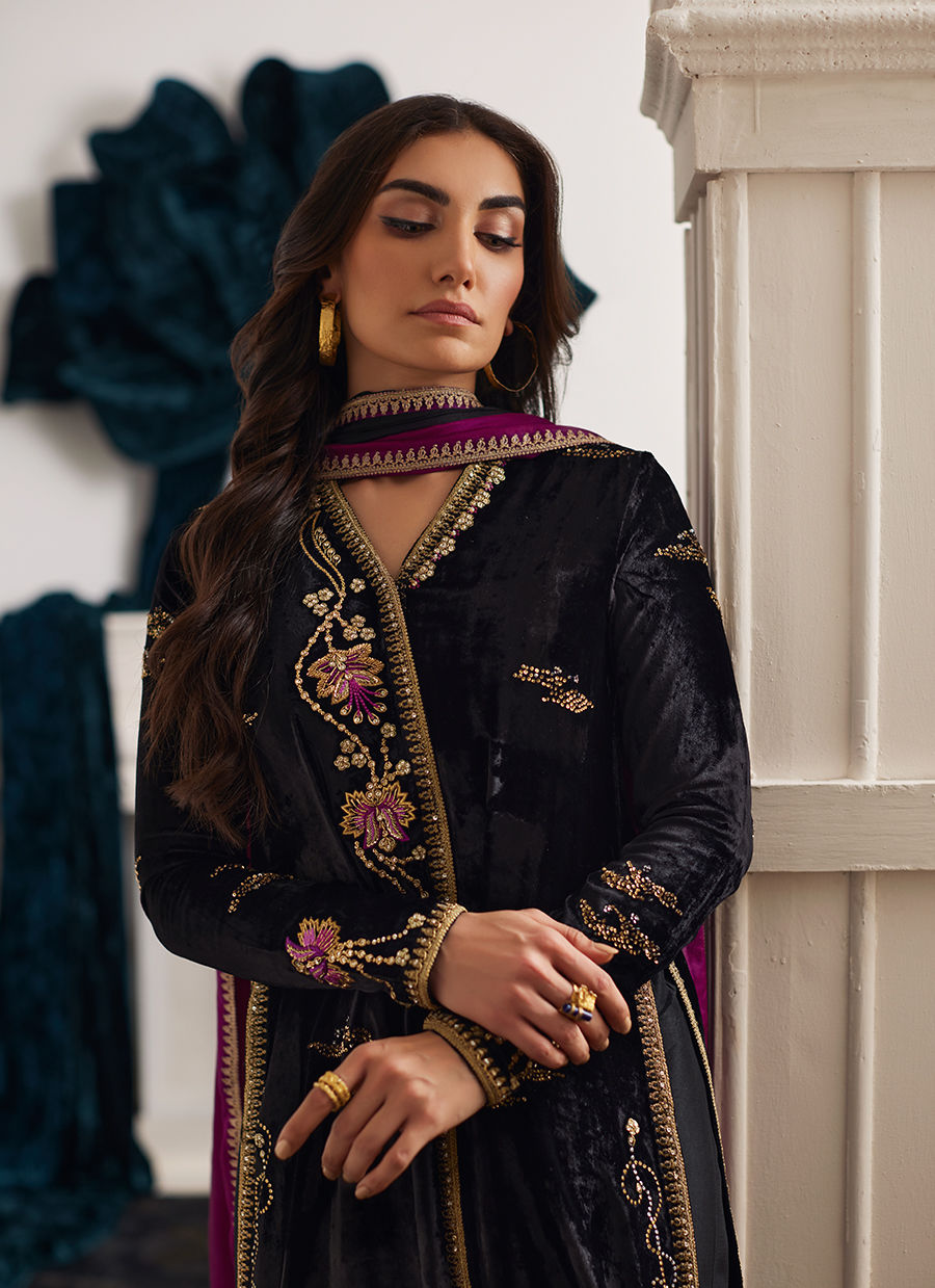 Farah Talib Aziz | Velvets The After Party | ANEMOS SHIRT AND DUPATTA