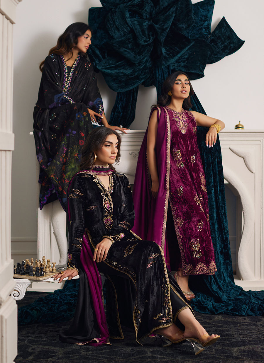 Farah Talib Aziz | Velvets The After Party | DIMA VELVET KAFTAN