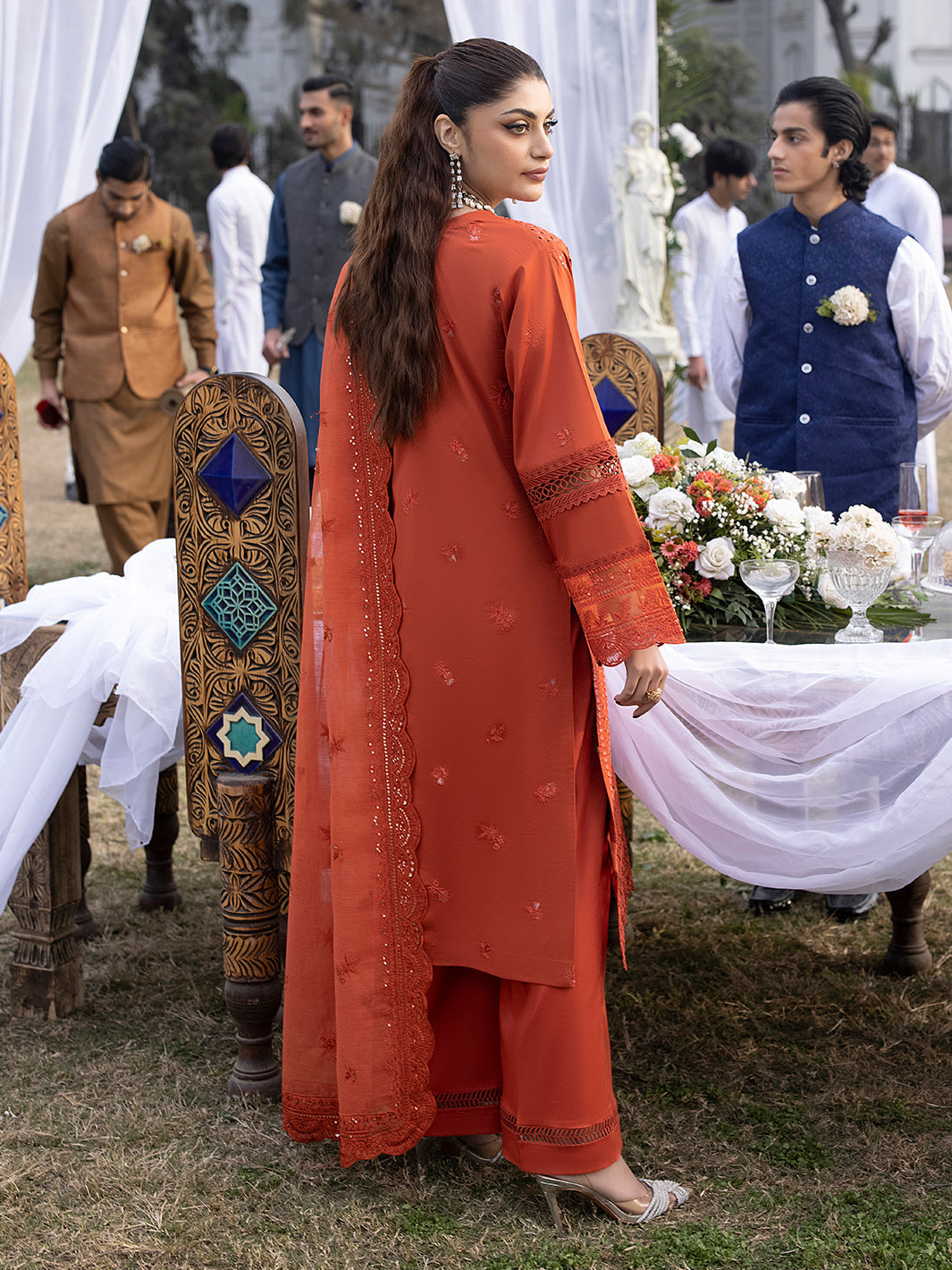 Mahnur | Mahrukh Luxury Lawn 24 | IRIS - House of Zarish