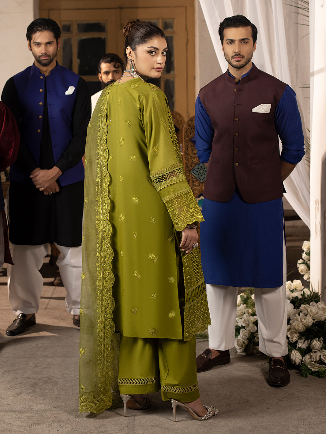 Mahnur | Mahrukh Luxury Lawn 24 | MALVA - House of Zarish