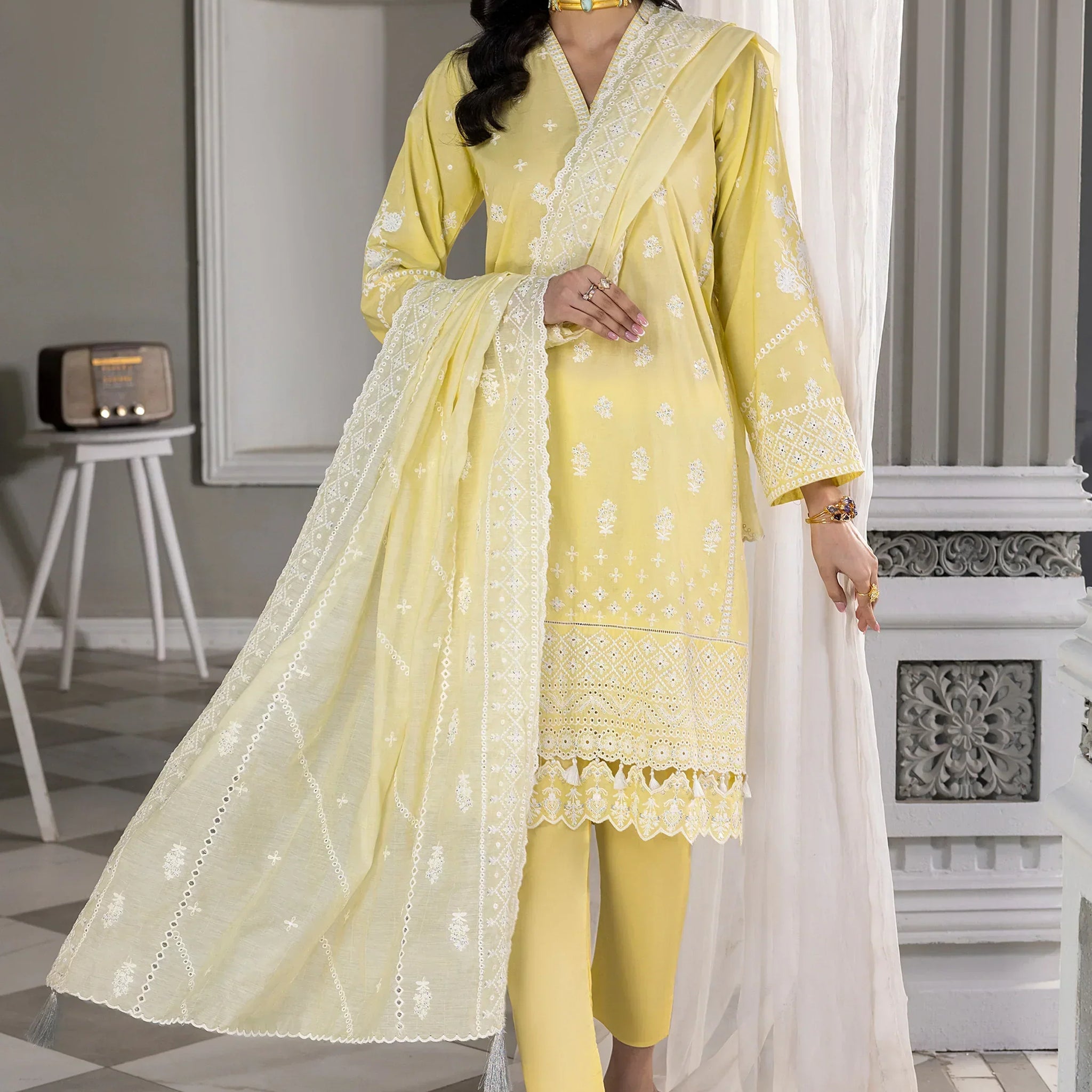 LSM | Embroidered Collection | 06 - House of Zarish