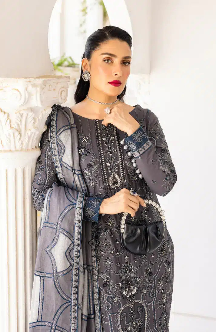 Emaan Adeel | Zimal Luxury Formals 23 | ZM 08 ZEBA - House Of Anaya