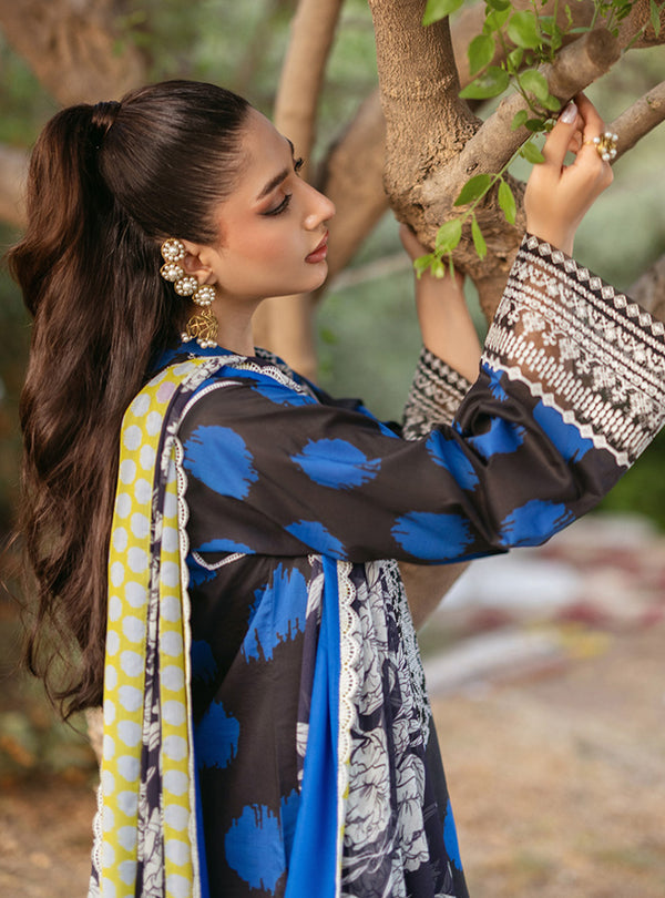Zainab Chottani | Tahra Lawn 24 | FREYA - D 10B - House of Zarish