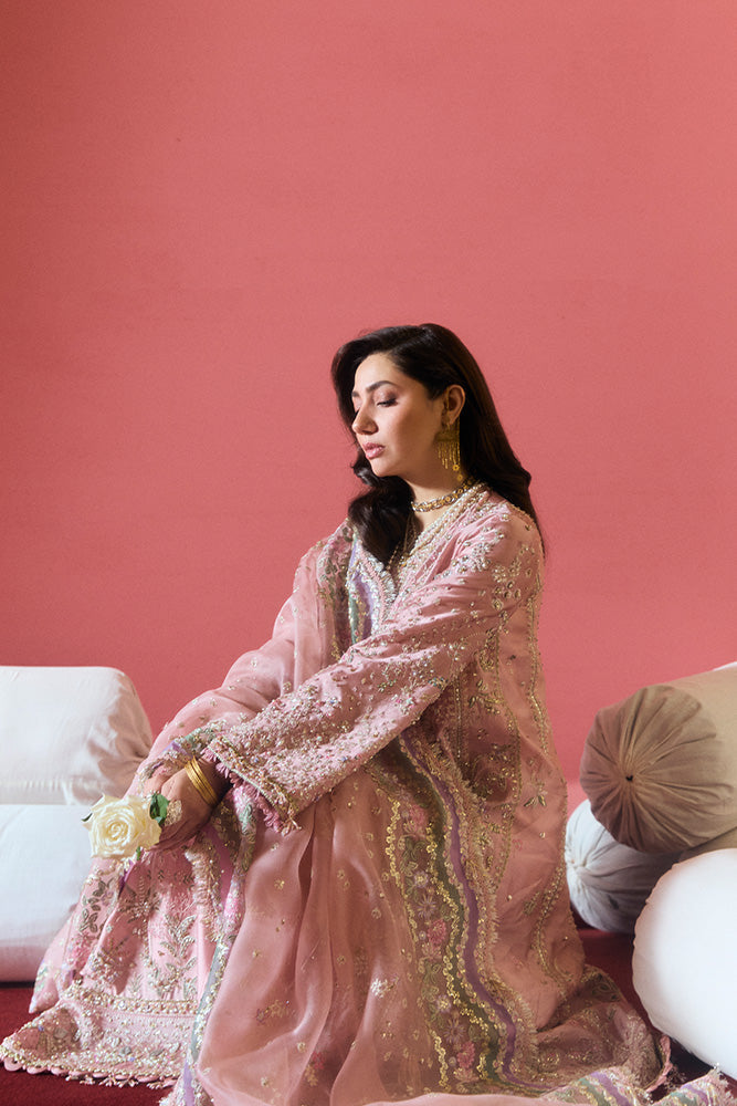 Suffuse | Freeshia Wedding Formals | ISRANA