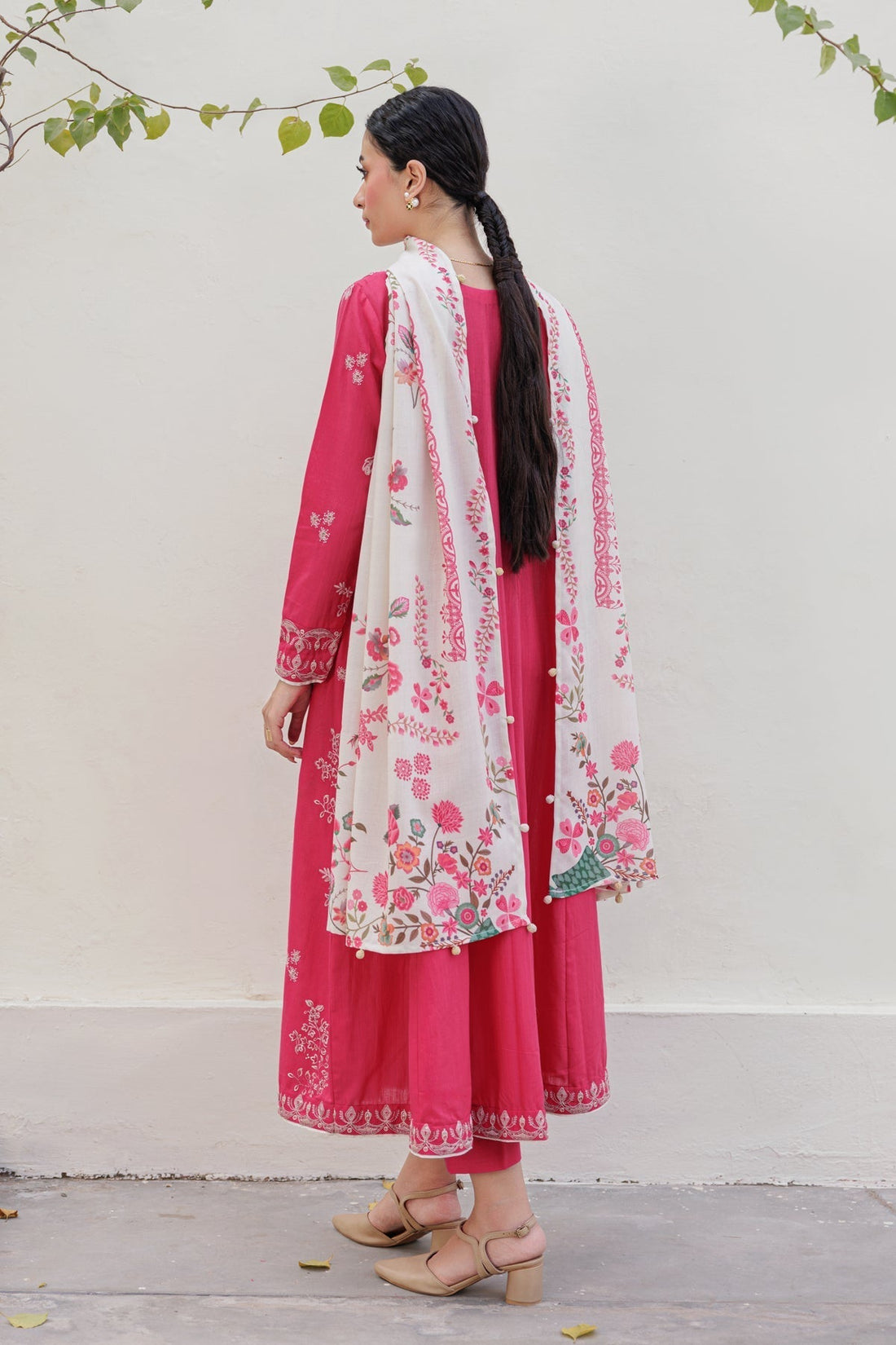 Xenia Formals | Winter Slub 25 | DAIVI