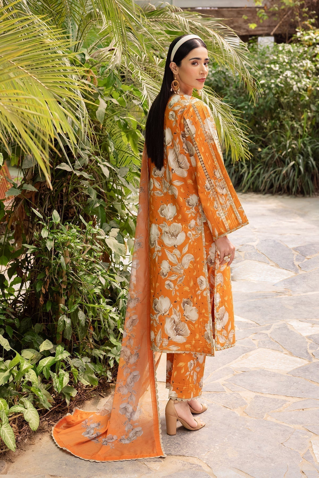 Alizeh | Sheen Lawn Prints 24 | SUNFLOWER - House Of Anaya