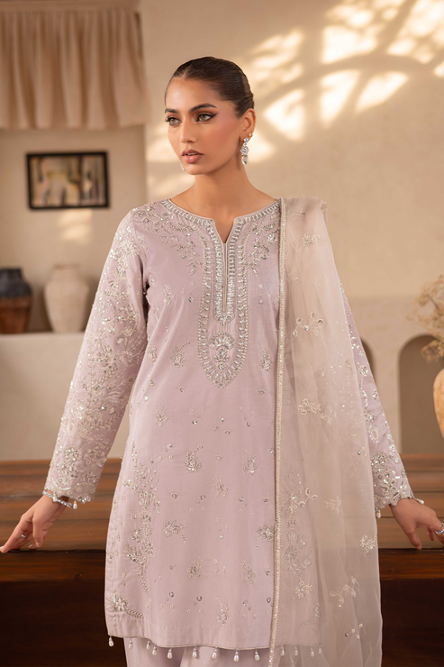Emaan Adeel | Noore Festive Formals | YALINA