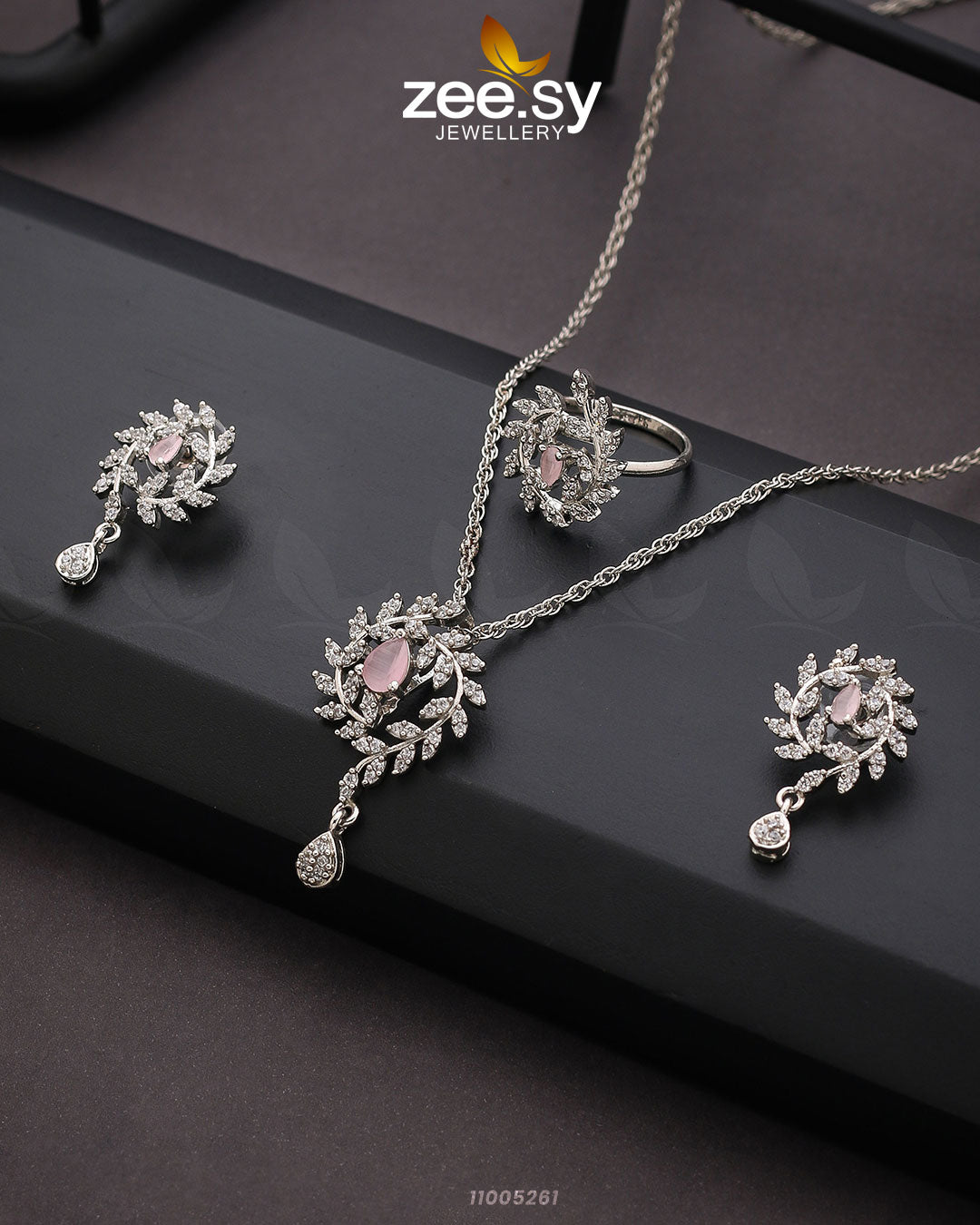 Pendant-0100 - House Of Zarish