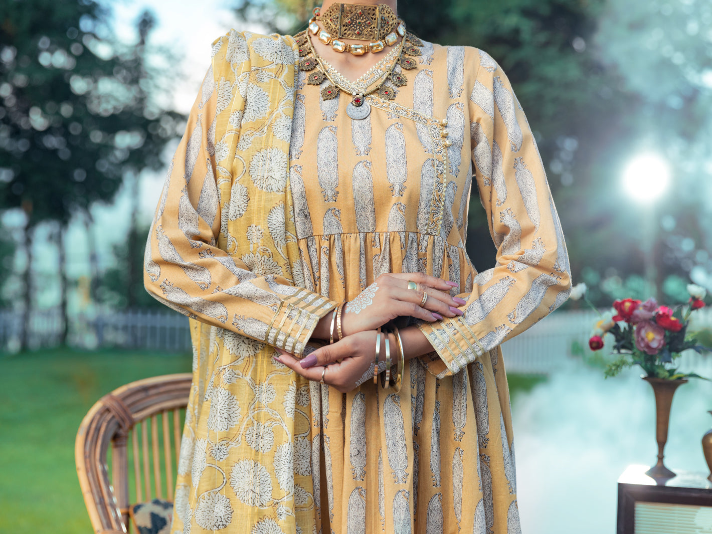 Almirah | Luxury Edit | AWP-3PS-573