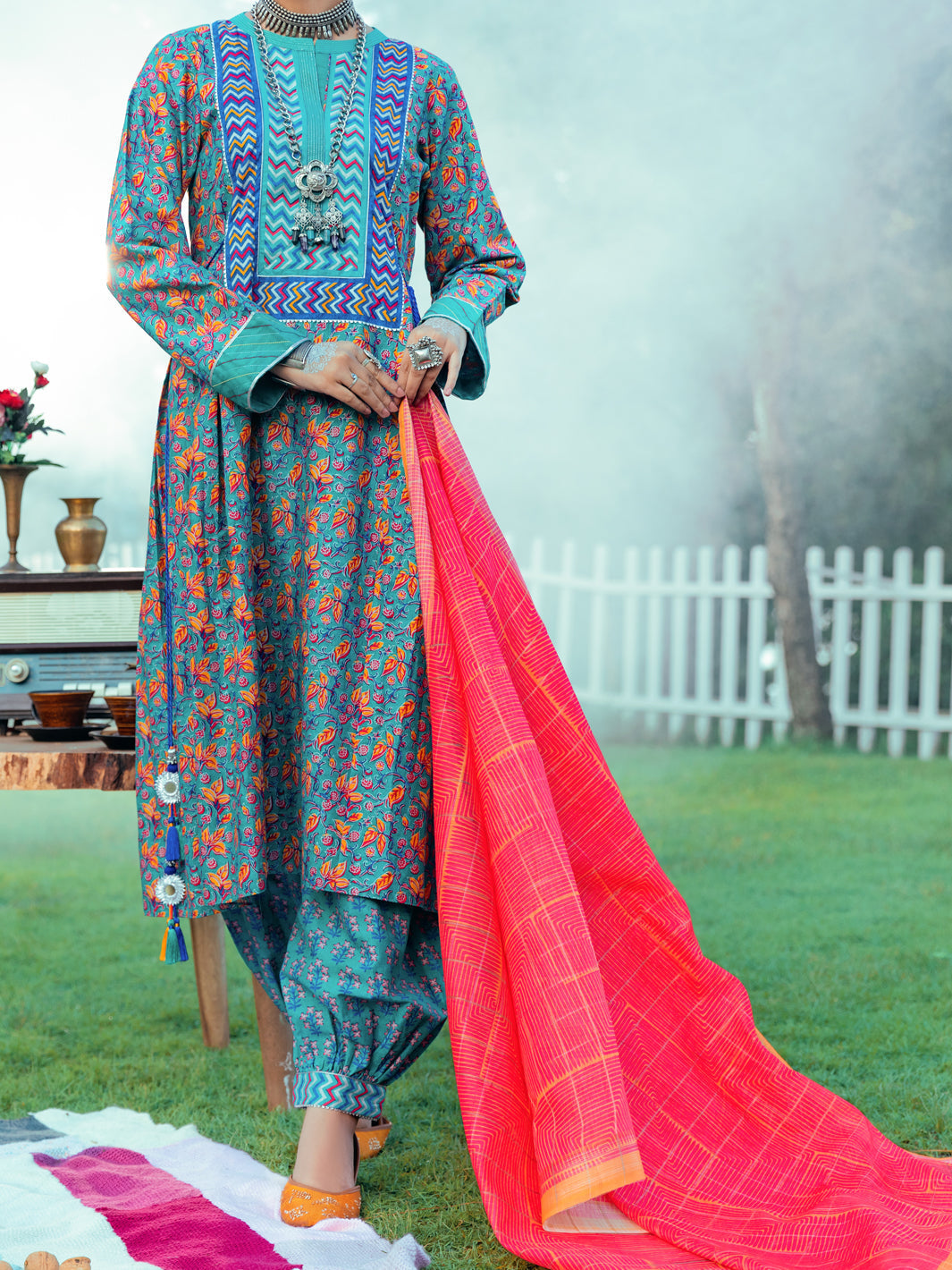 Almirah | Luxury Edit | AWP-3PS-577