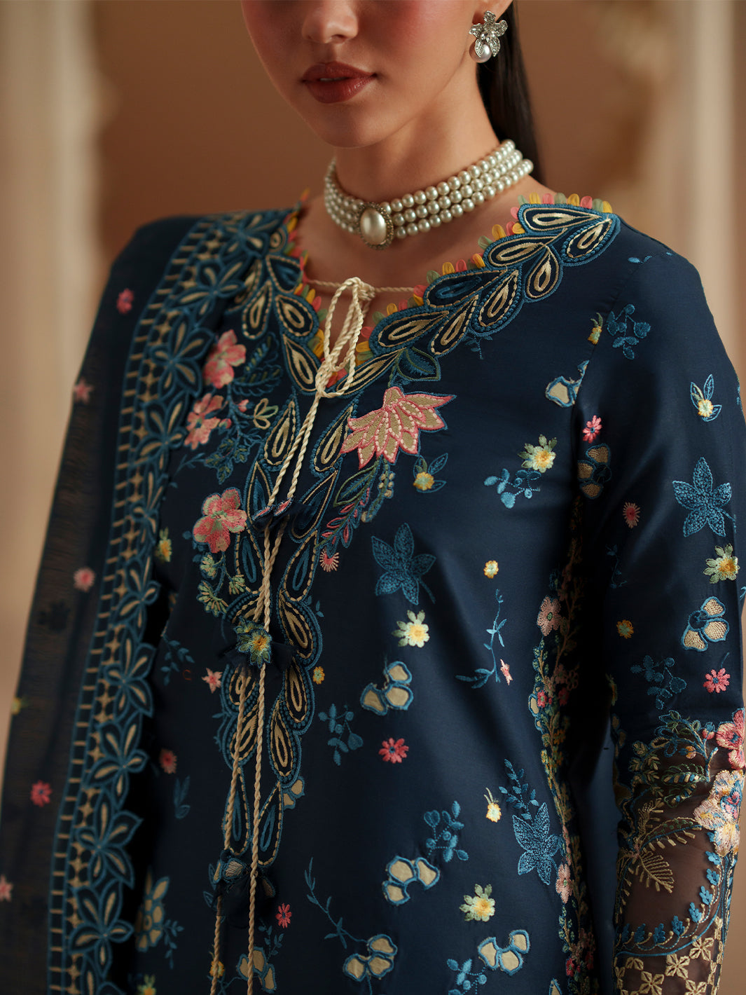 Bin Ilyas | Mashriq Luxury Lawn 26 | D-117-C