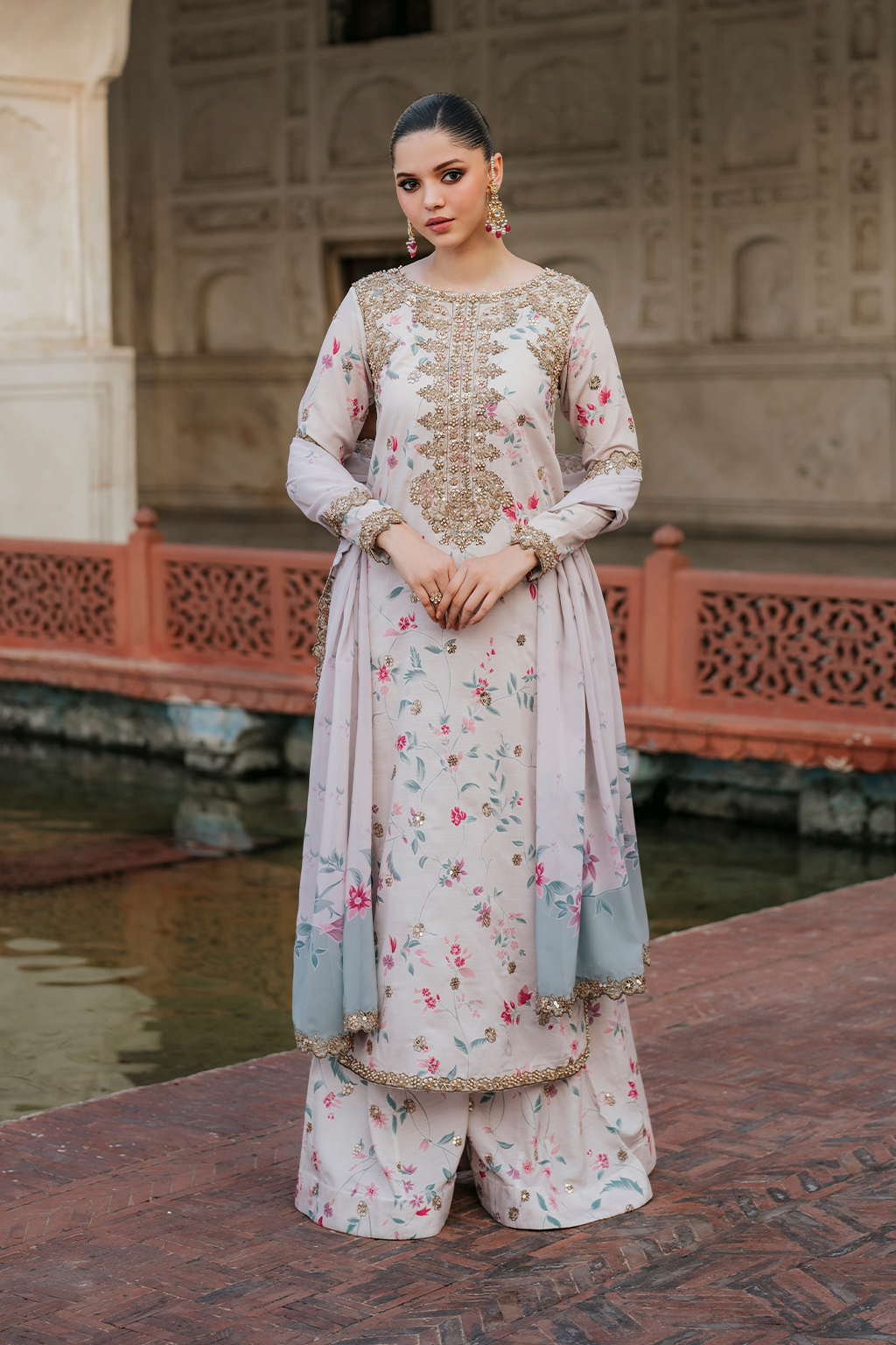 Iznik | Formal Wear | UE-318