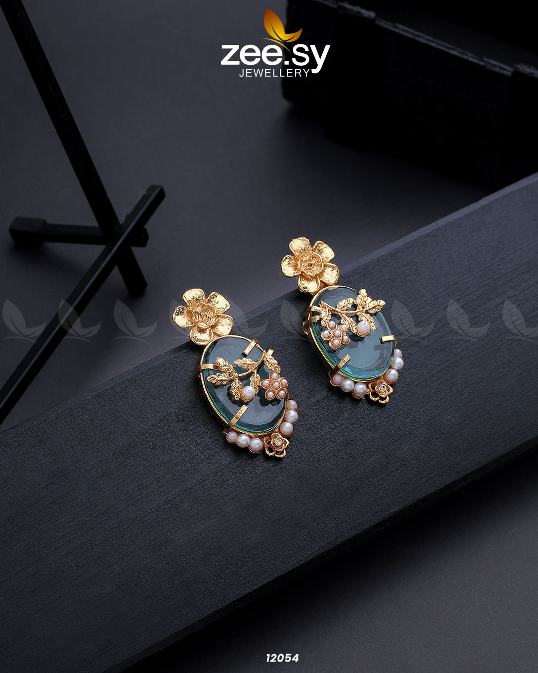 Crystal Glow Earrings - House Of Zarish