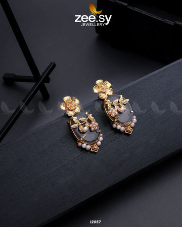 Crystal Glow Earrings - House Of Zarish