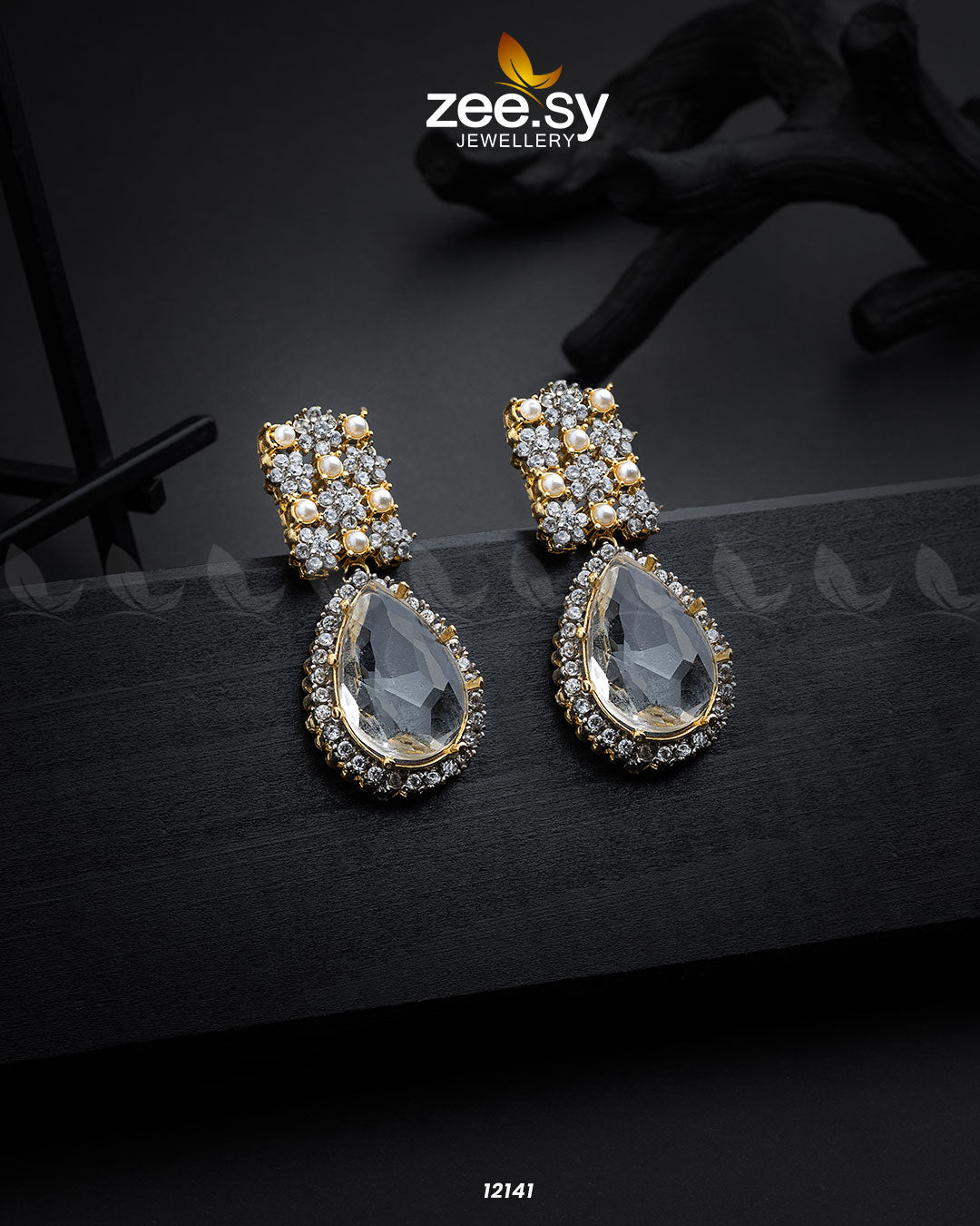 Amulet Earrings - House Of Zarish