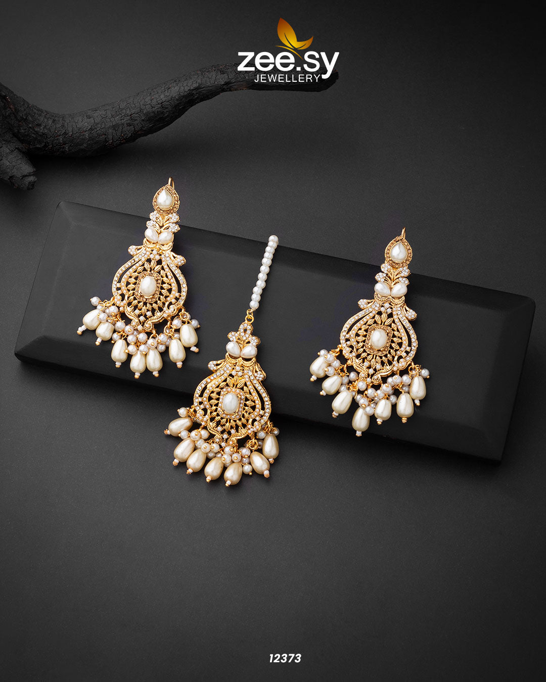 Minal's Earrings - House Of Zarish