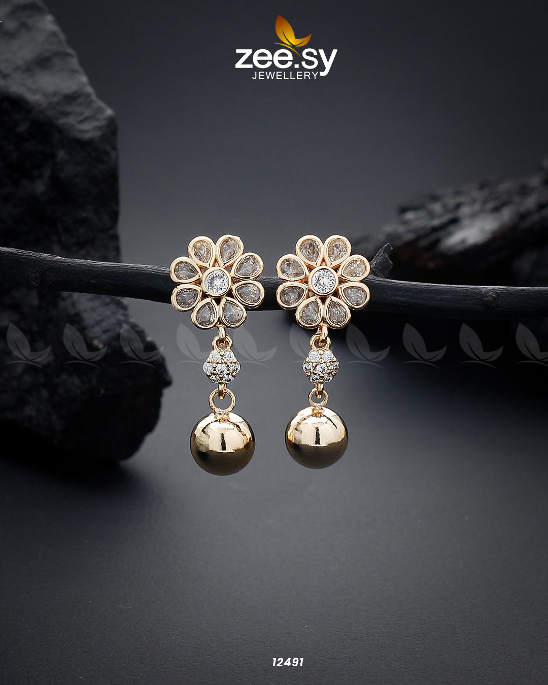 Glossy Flower Earring - House Of Zarish