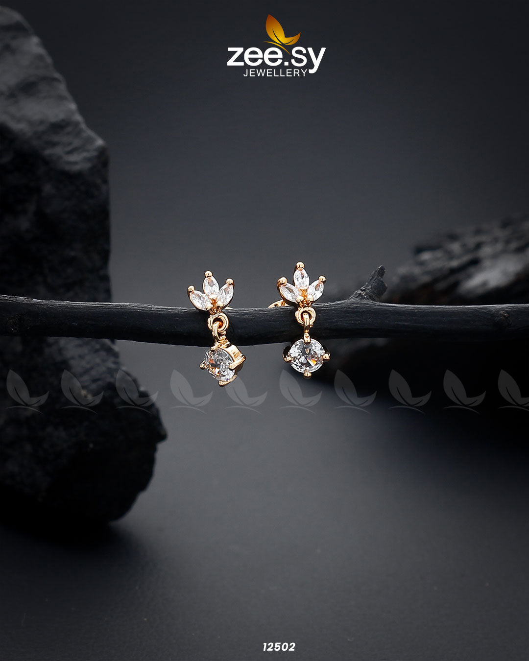 Tiny Leaf Earrings - House Of Zarish