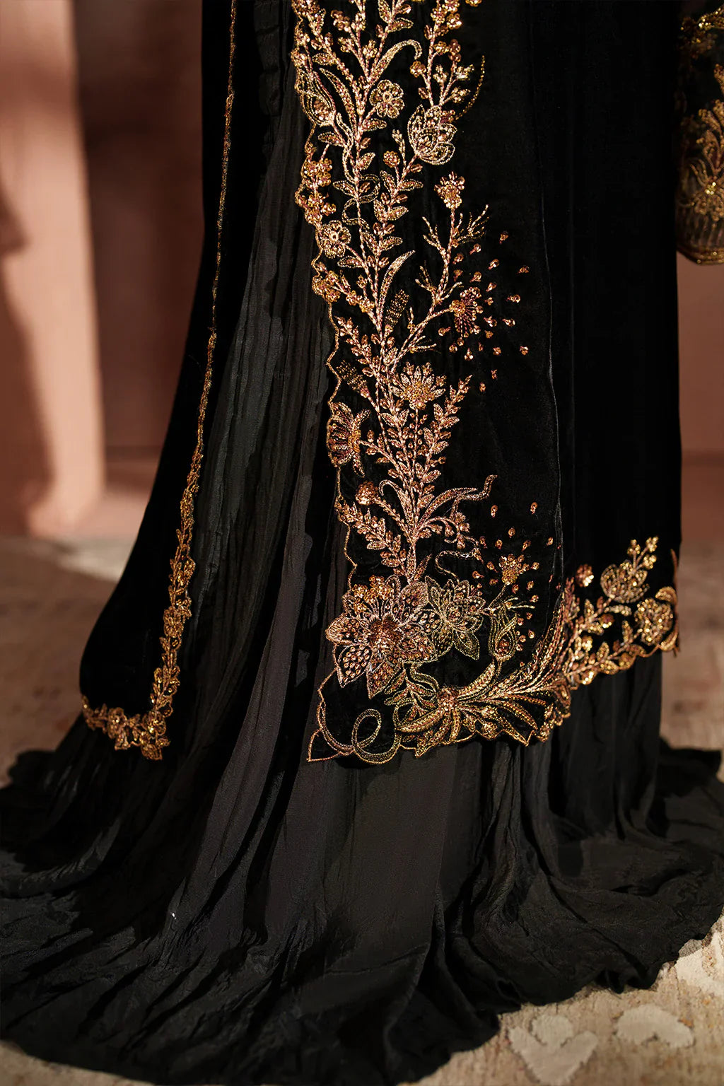 IZNIK | Raagni Velvet Formals | IV-62 Embroidered Velvet