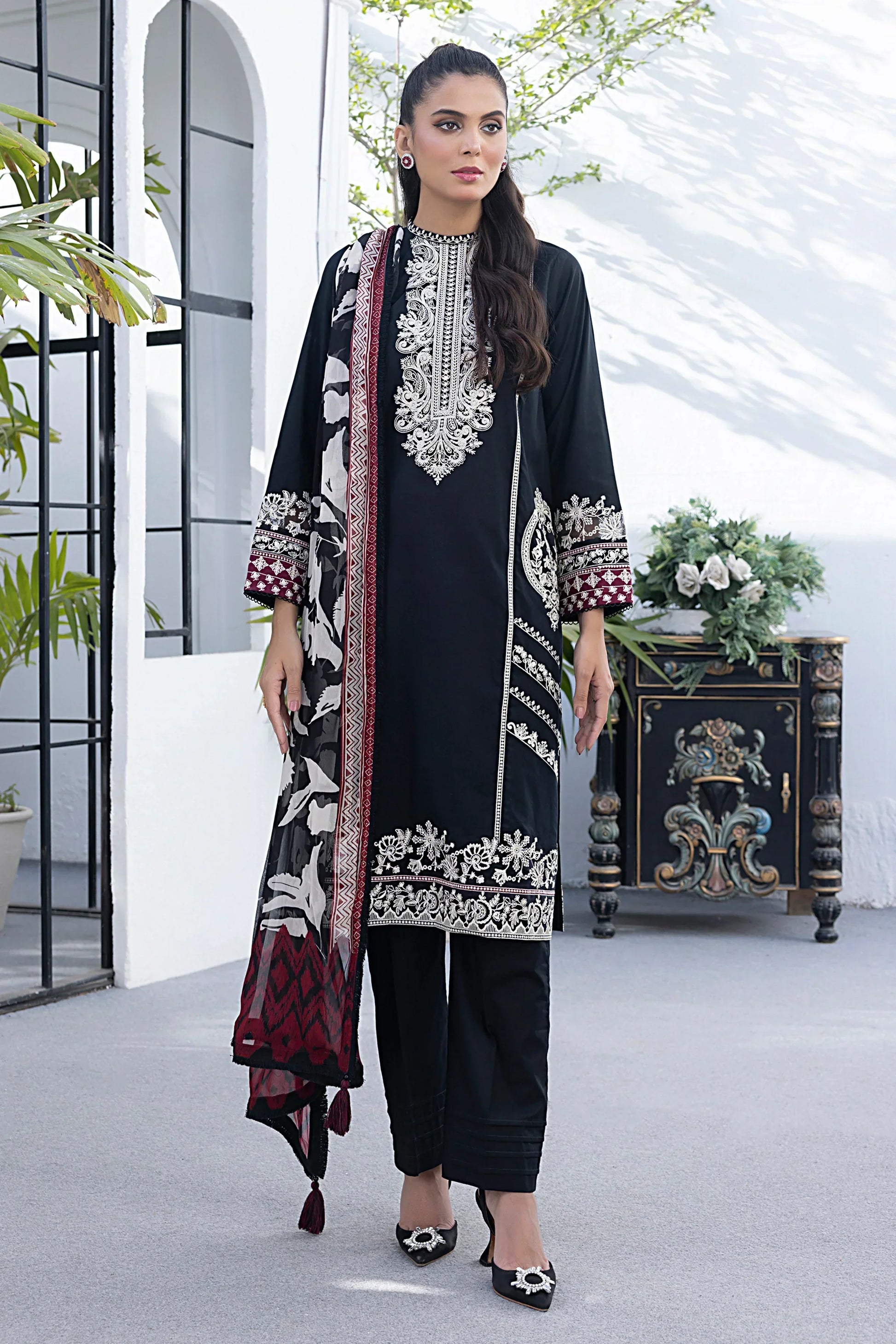 LSM | Spring Embroidered | 0021 - House of Zarish