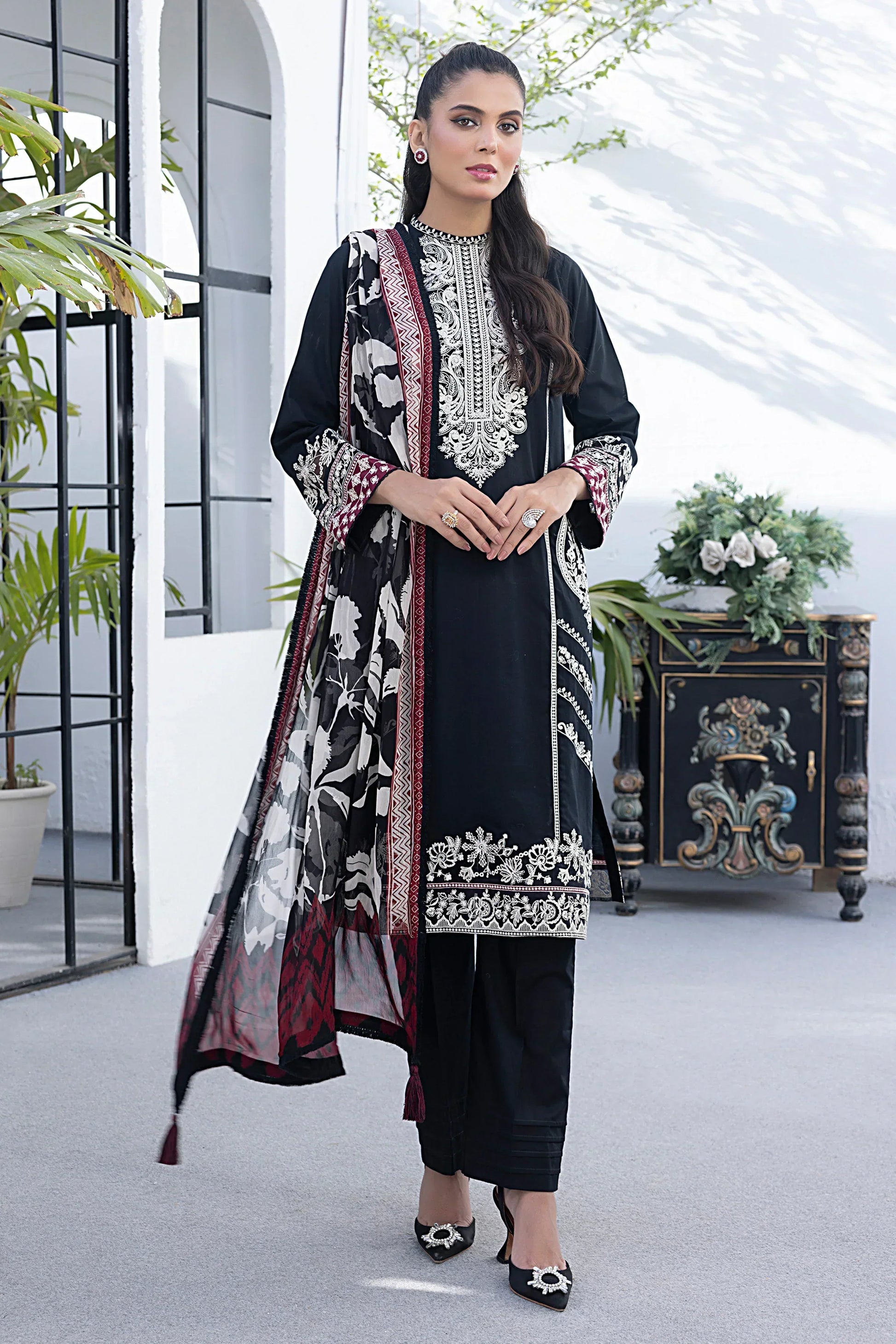 LSM | Spring Embroidered | 0021 - House of Zarish