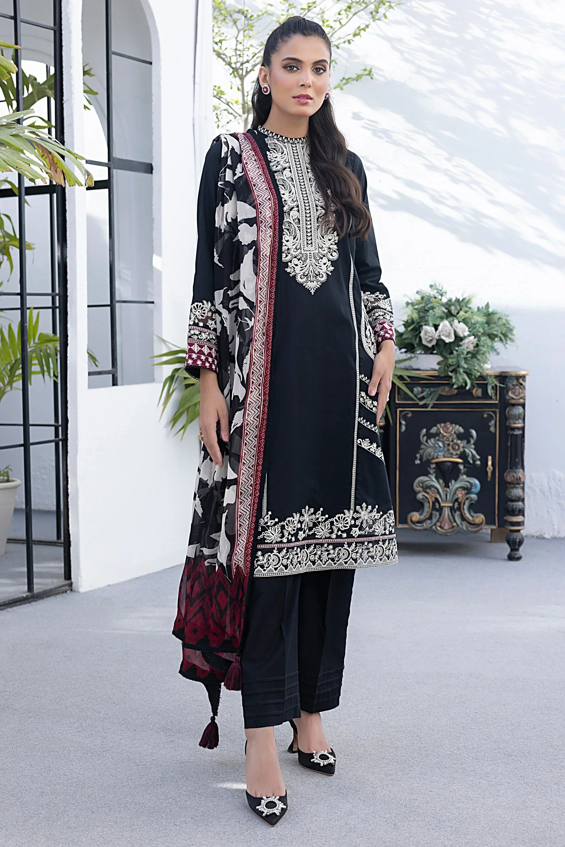 LSM | Spring Embroidered | 0021 - House of Zarish