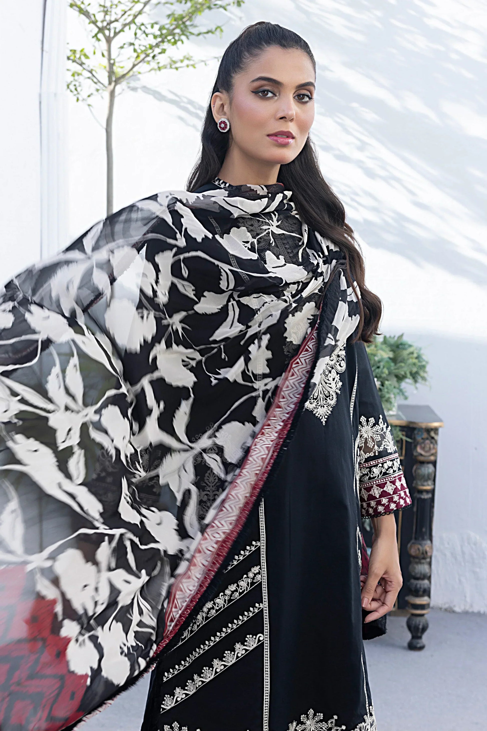 LSM | Spring Embroidered | 0021 - House of Zarish