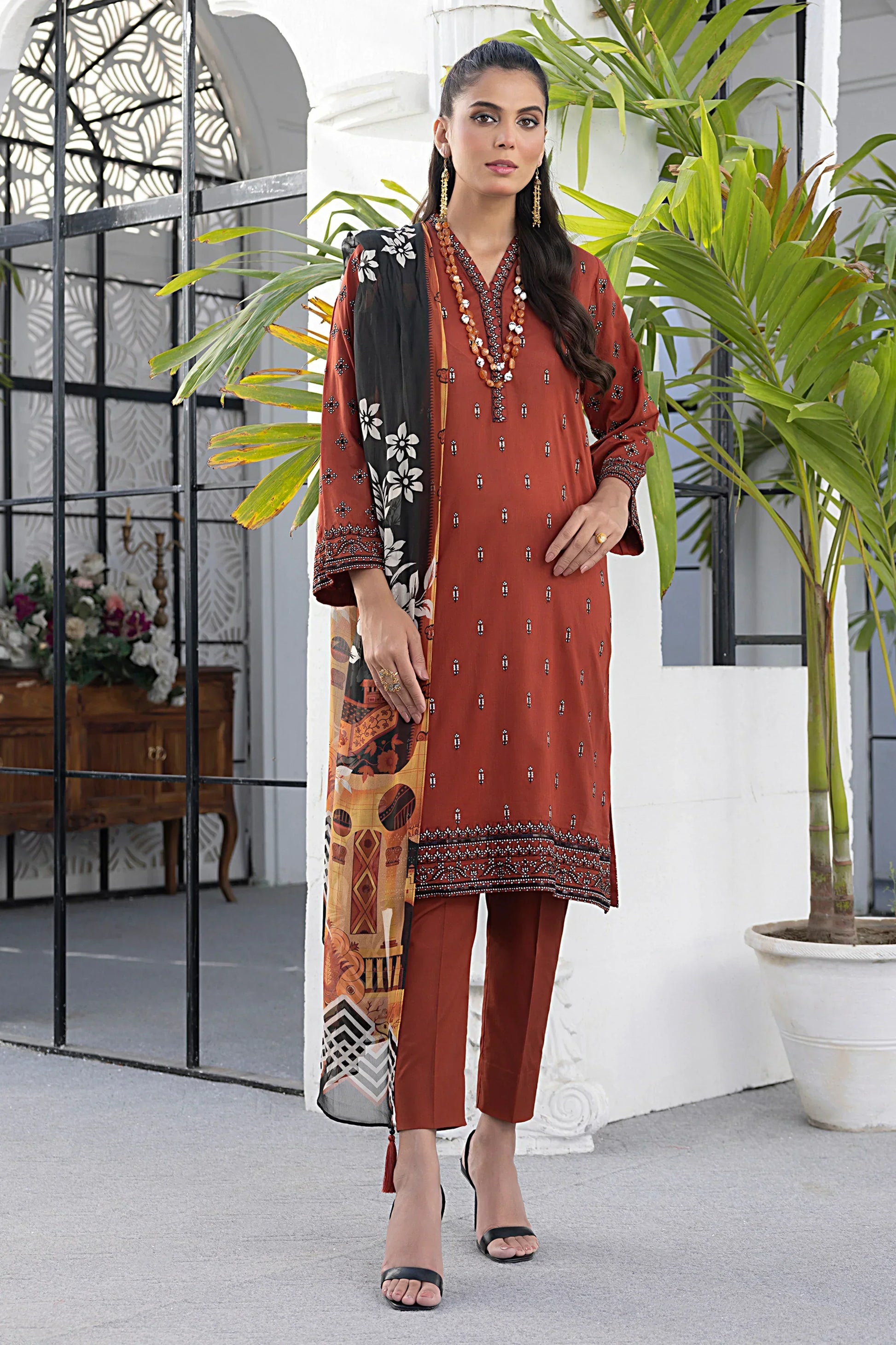 LSM | Spring Embroidered | 0179 - House of Zarish