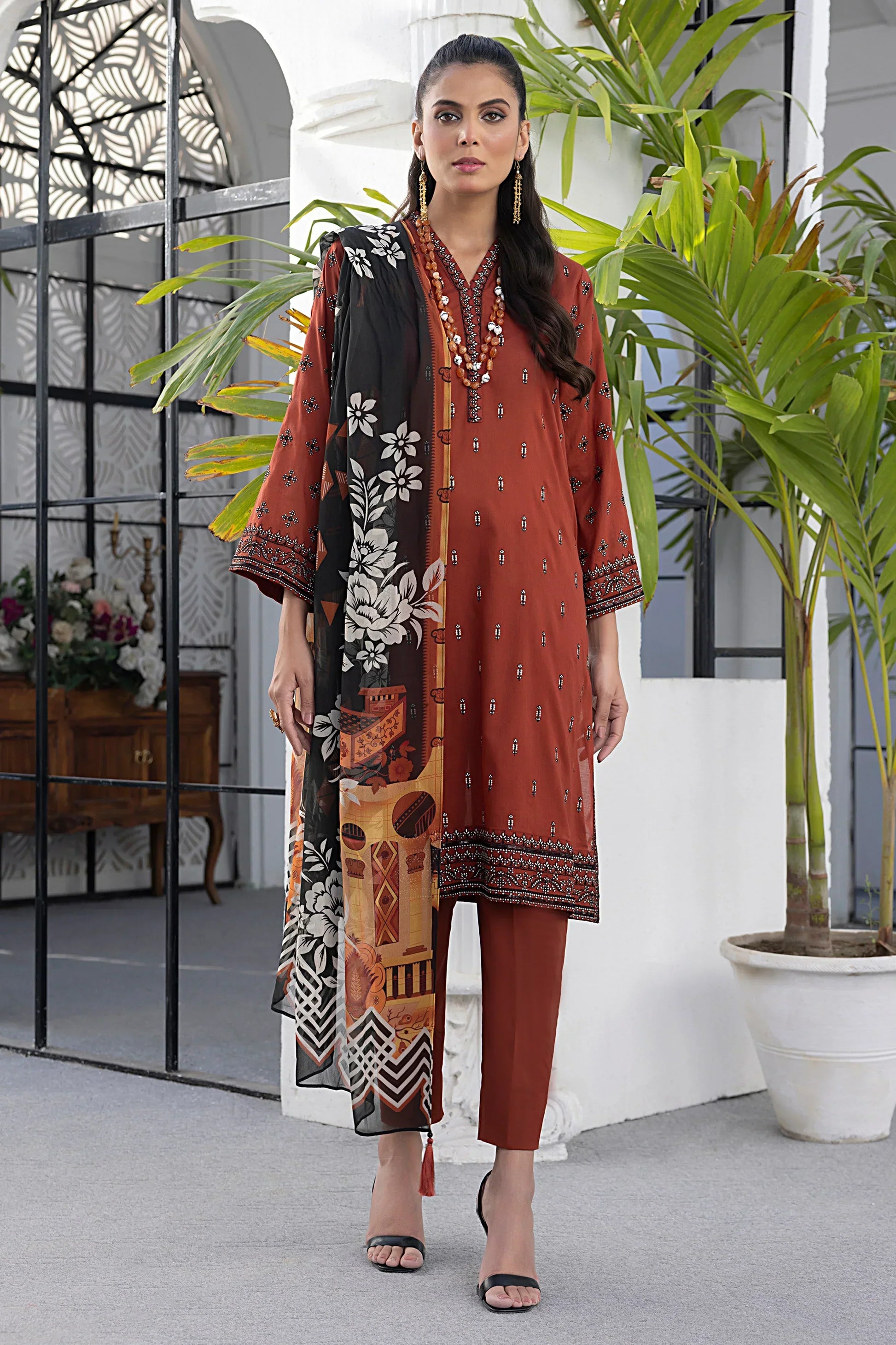 LSM | Spring Embroidered | 0179 - House of Zarish