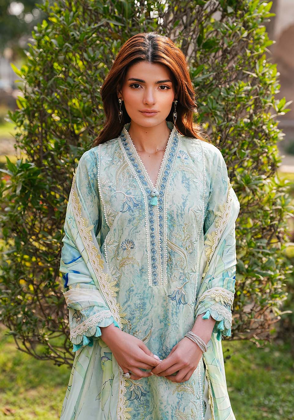 Zarqash | Luxe Lawn 26 | ZQL001