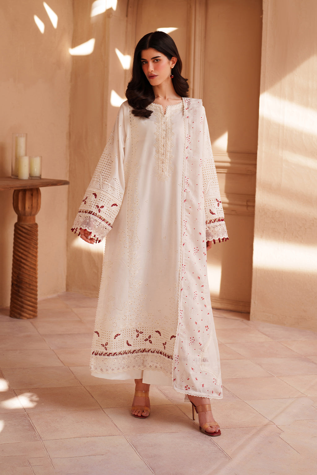 Iznik | Eid Lawn | EL-06 Embroidered Lawn