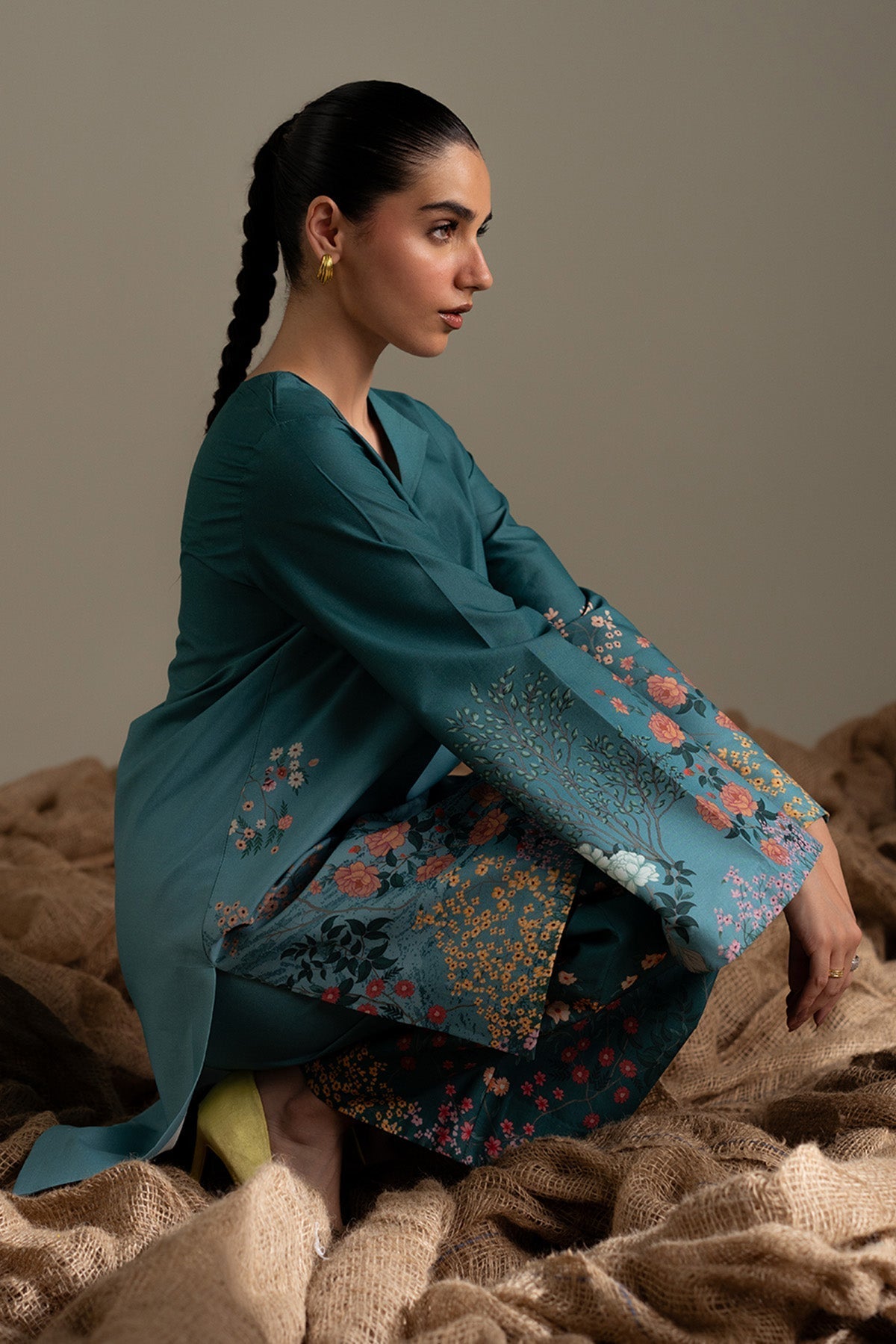 Afrozeh | Coords 25 | Frayed