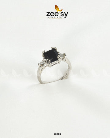Dazzling Ring - House Of Zarish